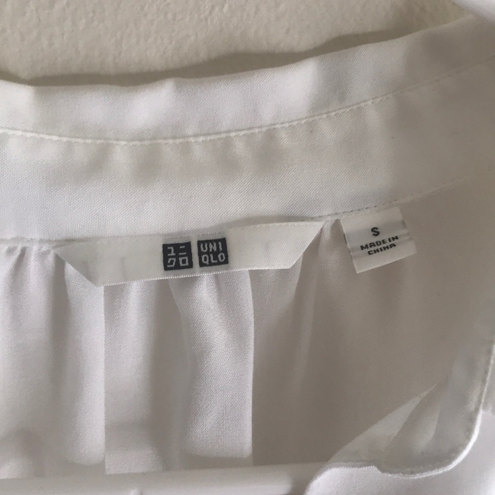 Women’s breezy white top for any occasion - Picture 2 of 2